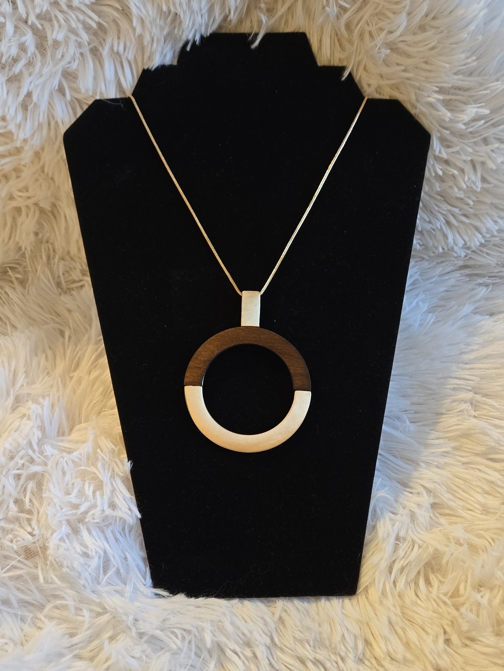 Silver and Brown Circular Pendant Necklace